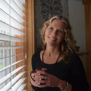 Meet your Posher, Paula